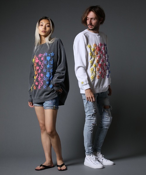 STUD MUFFIN（スタッドマフィン）の「msw1028-ピグメントダイコットン裏毛 スターグラムグラデーションフォームptスエットシャツ（スウェット・メンズ・ホワイト/チャコールグレー・2/4/3）」の21枚目の写真