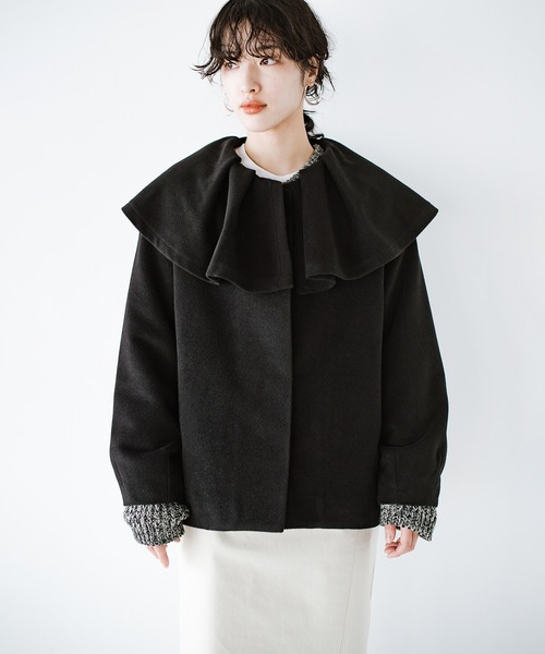 haco!(ハコ)の「大人のかわいげはアウターを羽織ったときにも大事にしたい!顔まわりが華やぐひらひら衿コート by que made me(その他アウター・レディース・ブラック・1/2)」の15枚目の写真