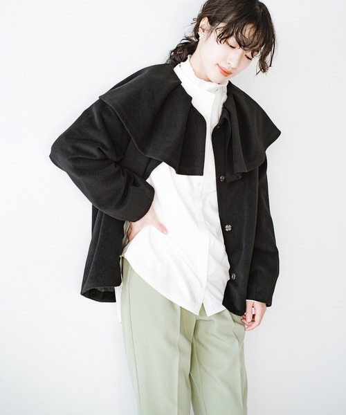haco!(ハコ)の「大人のかわいげはアウターを羽織ったときにも大事にしたい!顔まわりが華やぐひらひら衿コート by que made me(その他アウター・レディース・ブラック・1/2)」の16枚目の写真