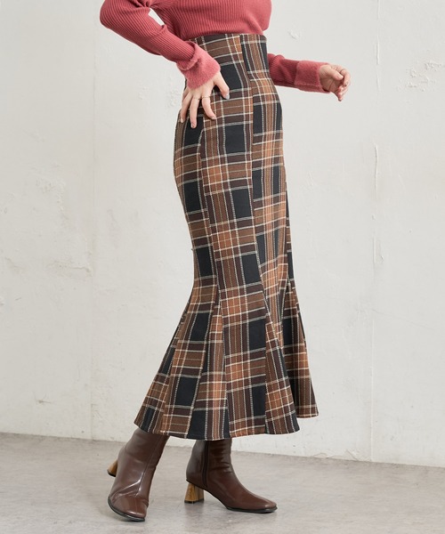 natural couture(ナチュラルクチュール)の「【WEB限定】合皮&ビッグチェックウエストマーメイドスカート Mサイズ(スカート・レディース・ベージュ系/パープル/ブラウン系/モカ・MEDIUM)」の16枚目の写真