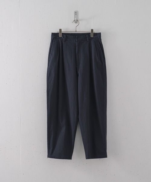 Alcindor Materials(アルシンダーマテリアルズ)の「bio processing tapered pants/バイオ加工テーパードパンツ(その他パンツ・メンズ・グレー/ナチュラル/ダークブルー・MEDIUM/LARGE)」の3枚目の写真