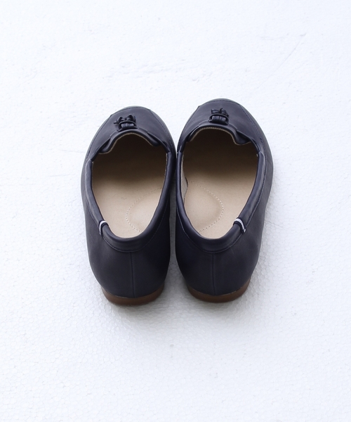 coen(コーエン)の「タッセルフラットシューズ(ドレスシューズ・レディース・ベージュ/ネイビー/ライトピンク・X-LARGE/LARGE/MEDIUM/SMALL)」の6枚目の写真