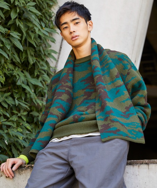 WHIMSIC（ウィムジック）の「【WHIMSIC】フローラカモフラージュニットプルオーバー（ニット/セーター・メンズ・ベージュ/オリーブ・FREE）」の4枚目の写真