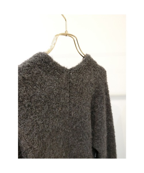 ulu(ウル)の「Original poodle shaggy wool knit cardigan(ニット/セーター・レディース・チャコール・FREE)」の10枚目の写真