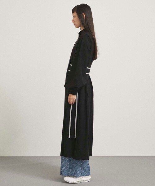 CITY TOKYO（シティトウキョウ）の「パイピング4WAYストレッチドレス（ワンピース・レディース・ベージュ/ブラック・FREE）」の3枚目の写真