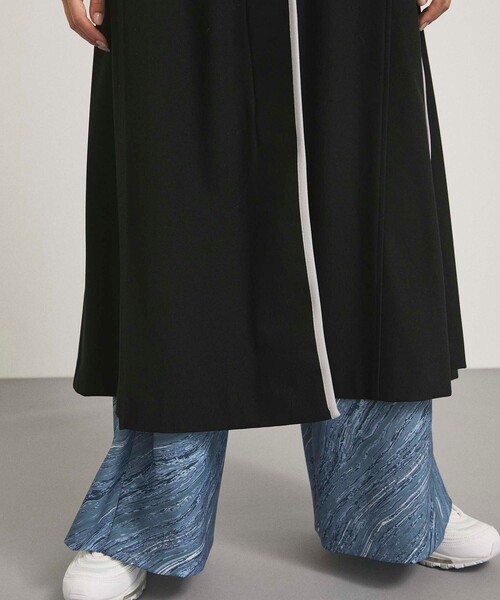 CITY TOKYO（シティトウキョウ）の「パイピング4WAYストレッチドレス（ワンピース・レディース・ベージュ/ブラック・FREE）」の8枚目の写真