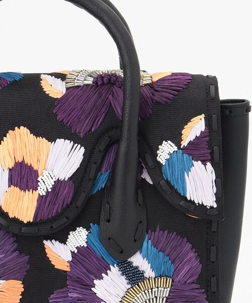 CARVING TRIBES（カービングトライブス）の「Maestra ME9（ハンドバッグ・レディース・ブラック/ベージュ・FREE）」の7枚目の写真