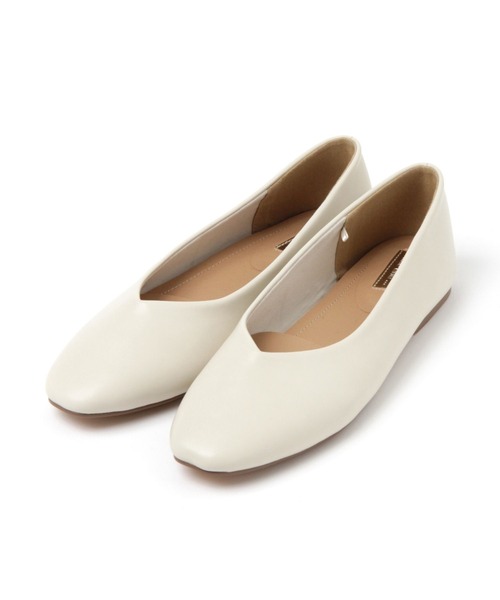 niko and...（ニコアンド）の「オリジナルカットポインテッドパンプス（パンプス・レディース・ブラック/アイボリー/ブルー・SMALL/MEDIUM/LARGE）」の3枚目の写真