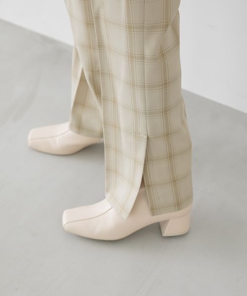 LOWRYS FARM（ローリーズファーム）の「ＬＡＮＡＴＥＣキノウスリットパンツ　257848（その他パンツ・レディース・アイボリー/ブラウン/ベージュ系その他/グリーン系その他・MEDIUM/LARGE）」の8枚目の写真