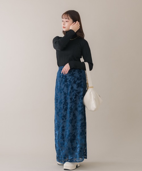 NEUNA（ヌナ）の「【4way】【普段使いにもオケージョンにも◎】ゴールドチェーン/ヴィーガンレザーショルダーバッグ（ショルダーバッグ・レディース・ホワイト/ブラック/シルバー・FREE）」の10枚目の写真