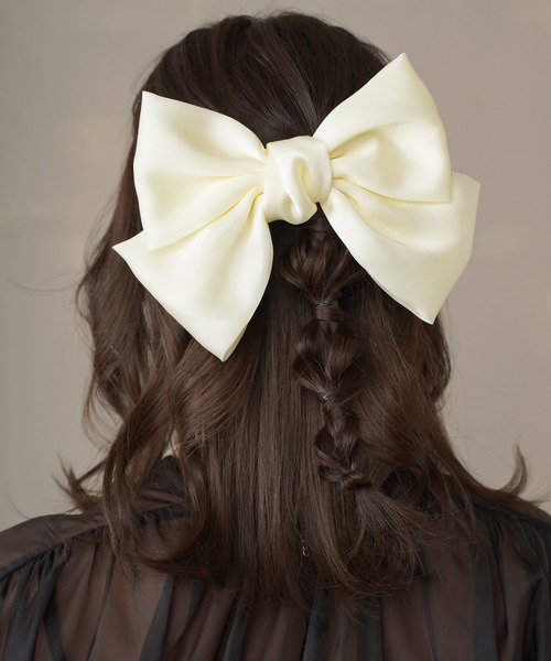 SPINNS（スピンズ）の「リボンヘアクリップ（バレッタ/ヘアクリップ・レディース・ブラック/ホワイト/ピンク/ブラウン・ONESIZE）」の2枚目の写真