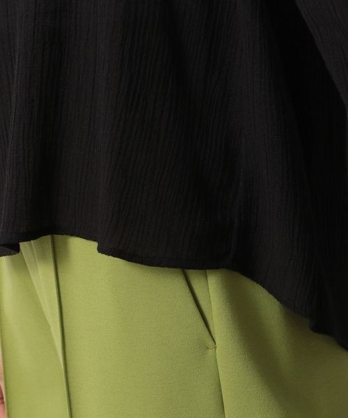 LOWRYS FARM（ローリーズファーム）の「プリーツスクエアブラウスＬＳ　264177（シャツ/ブラウス・レディース・ブラック/ブラウン系その他/グリーン/オフホワイト・FREE）」の14枚目の写真