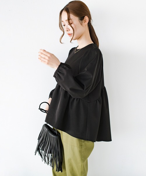 haco!（ハコ）の「これさえあればきちんとシーンも普段遣いもオールマイティー！撥水加工の大人かわいいギャザートップス by que made me（シャツ/ブラウス・レディース・ブラック/ベージュ/ネイビー・SMALL/MEDIUM/LARGE/X-LARGE）」の16枚目の写真