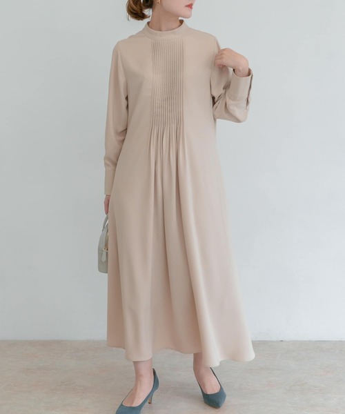 URBAN RESEARCH ROSSO WOMEN(アーバンリサーチ ロッソ)の「フロントピンタックワンピース(ワンピース・レディース・ブラック/ベージュ/ピンク・FREE)」の5枚目の写真