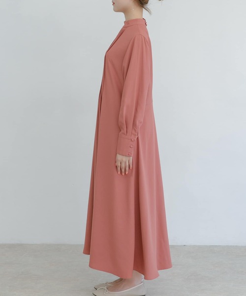 URBAN RESEARCH ROSSO WOMEN(アーバンリサーチ ロッソ)の「フロントピンタックワンピース(ワンピース・レディース・ブラック/ベージュ/ピンク・FREE)」の18枚目の写真