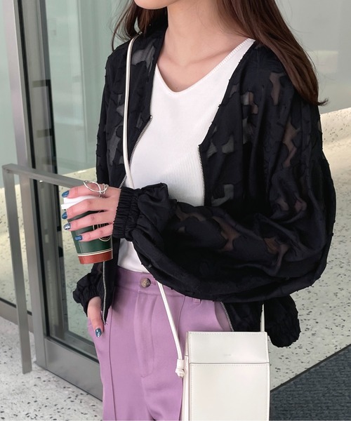 StyleSea(スタイルシー)の「シアーフラワージャガードノーカラーブルゾン(ブルゾン・レディース・ブラック/オフホワイト・MEDIUM)」の6枚目の写真