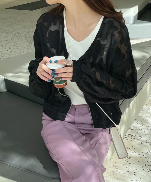 StyleSea(スタイルシー)の「シアーフラワージャガードノーカラーブルゾン(ブルゾン・レディース・ブラック/オフホワイト・MEDIUM)」の8枚目の写真