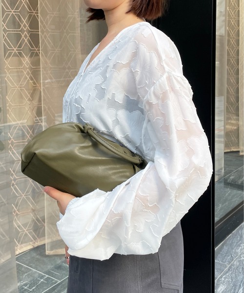 StyleSea(スタイルシー)の「シアーフラワージャガードノーカラーブルゾン(ブルゾン・レディース・ブラック/オフホワイト・MEDIUM)」の16枚目の写真