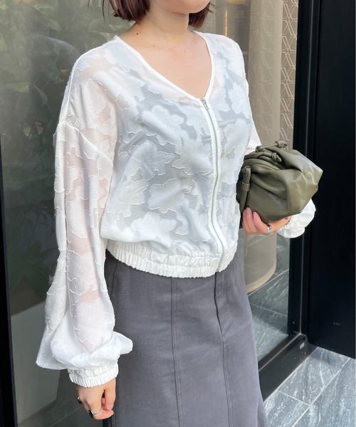 StyleSea(スタイルシー)の「シアーフラワージャガードノーカラーブルゾン(ブルゾン・レディース・ブラック/オフホワイト・MEDIUM)」の13枚目の写真