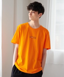 【オンライン限定】スクエアロゴTシャツ