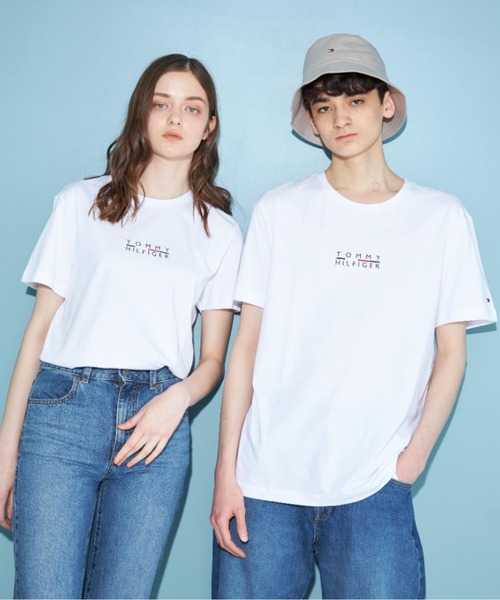 TOMMY HILFIGER(トミーヒルフィガー)の「【オンライン限定】スクエアロゴTシャツ(Tシャツ/カットソー・メンズ・ホワイト/ライトブルー/カーキ/ブラック/ネイビー/オレンジ・MEDIUM/SMALL/LARGE/X-LARGE/XX-LARGE)」の16枚目の写真