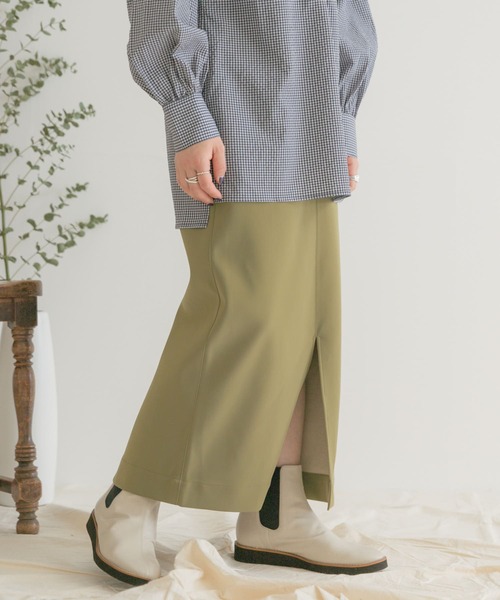 ITEMS URBANRESEARCH（アイテムズ アーバンリサーチ）の「フィブリルレザースカート（スカート・レディース・ブラック/カーキ・FREE）」の19枚目の写真