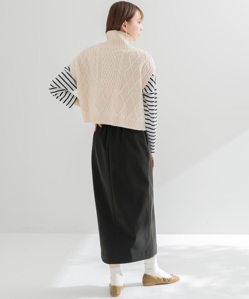 ITEMS URBANRESEARCH（アイテムズ アーバンリサーチ）の「フィブリルレザースカート（スカート・レディース・ブラック/カーキ・FREE）」の10枚目の写真