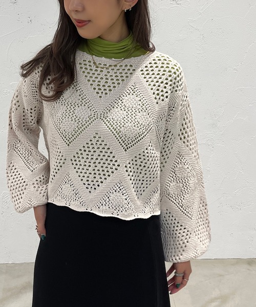 apres jour mignon(アプレジュールミニョン)の「クロシェライクニットプルオーバー【ZOZOTOWN限定アイテム】(Tシャツ/カットソー・レディース・パープル/ブラック/アイボリー/グリーン・フリー/X-LARGE)」の2枚目の写真