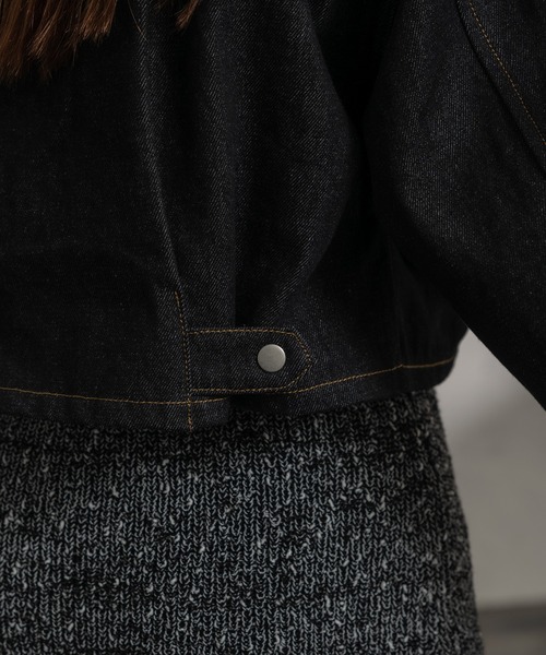 Ezick(エジック)の「ワンウォッシュショートGジャン(デニムジャケット・レディース・ブラック・FREE)」の8枚目の写真