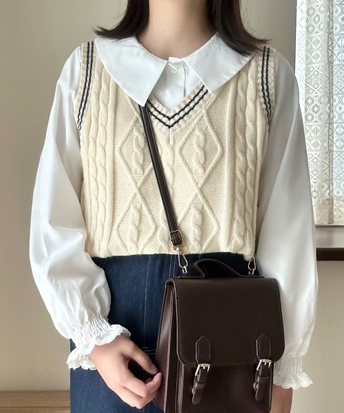 美品♦️BACCA✨ ニットベスト　カシミヤ混 BACCA（バッカ）の「ウールカシミヤアクア プレーンベスト