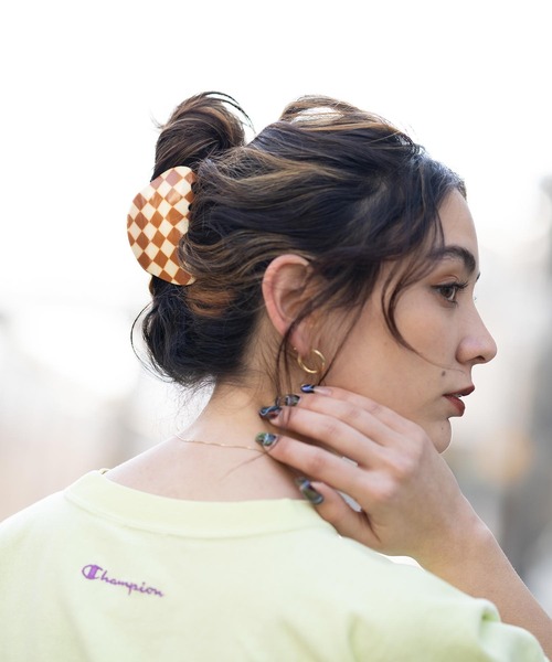 X-girl（エックスガール）の「CLAW CLIP（バレッタ/ヘアクリップ・レディース・ブラック/ベージュ/ブルー・ONE SIZE）」の15枚目の写真