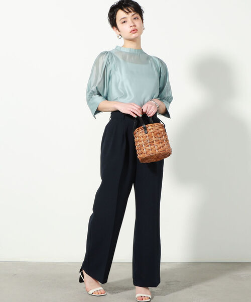 NOLLEY’S（ノーリーズ）の「◇【WEB限定】カラータックパンツ（その他パンツ・レディース・ベージュ/ネイビー/ブラウン/ラベンダー・40/38/36）」の5枚目の写真