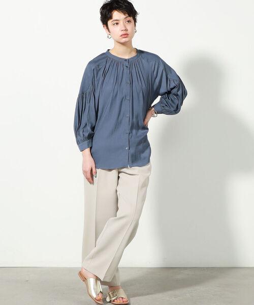 NOLLEY’S（ノーリーズ）の「◇【WEB限定】カラータックパンツ（その他パンツ・レディース・ベージュ/ネイビー/ブラウン/ラベンダー・40/38/36）」の13枚目の写真
