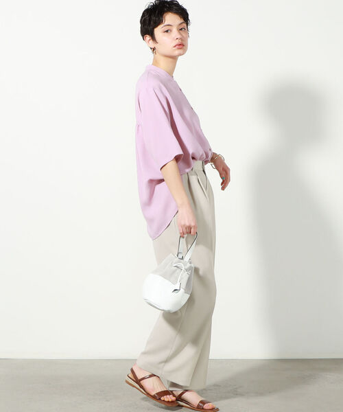 NOLLEY’S（ノーリーズ）の「◇【WEB限定】カラータックパンツ（その他パンツ・レディース・ベージュ/ネイビー/ブラウン/ラベンダー・40/38/36）」の16枚目の写真