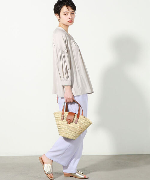 NOLLEY’S（ノーリーズ）の「◇【WEB限定】カラータックパンツ（その他パンツ・レディース・ベージュ/ネイビー/ブラウン/ラベンダー・40/38/36）」の18枚目の写真