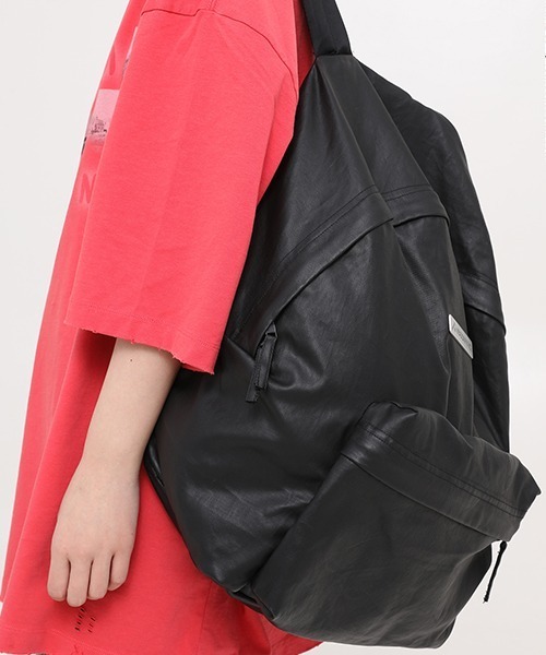 MASONPRINCE（メイソンプリンス）の「PUレザーコーティングバックパック BB2008 【MASONPRINCE】（バックパック/リュック・メンズ・ブラック・FREE）」の9枚目の写真