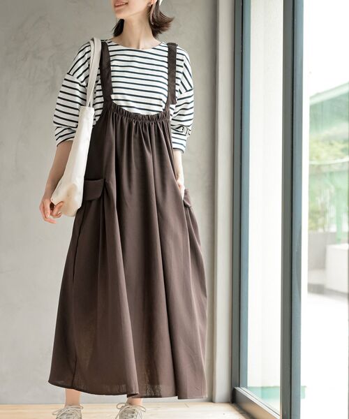 rps（アールピーエス）の「麻混アウトポケットジャンスカート（ジャンパースカート・レディース・ブラック/ネイビー/ライトカーキ/グレイッシュベージュ/ブラウン・M/フリー）」の3枚目の写真