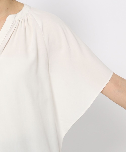 GLOBAL WORK（グローバルワーク）の「サラサラリラックスブラウス半袖/265474（シャツ/ブラウス・レディース・ライトブルー/アイボリー/ダークブルー/ホワイト系その他2/グリーン系その他3/オレンジ系その他2/ブルー系その他6・SMALL/MEDIUM/LARGE）」の21枚目の写真