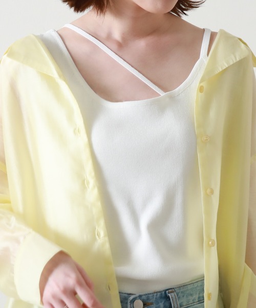 Cheek（チーク）の「アシメストラップニットキャミソール（キャミソール・レディース・ブラック/ベージュ/オフホワイト/イエロー・MEDIUM）」の7枚目の写真