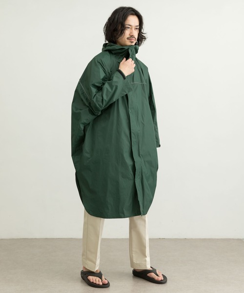 URBAN RESEARCH(アーバンリサーチ)の「『WEB限定』w.p.c レインバイシクルスリーブポンチョ(ポンチョ・レディース・ベージュ/ピンク/グリーン・FREE)」の12枚目の写真