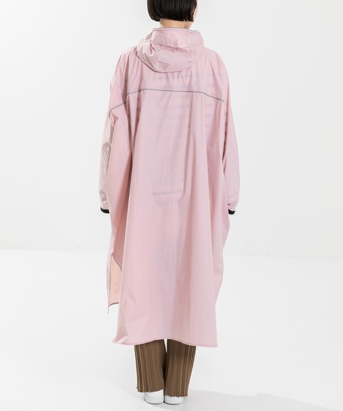 URBAN RESEARCH(アーバンリサーチ)の「『WEB限定』w.p.c レインバイシクルスリーブポンチョ(ポンチョ・レディース・ベージュ/ピンク/グリーン・FREE)」の15枚目の写真