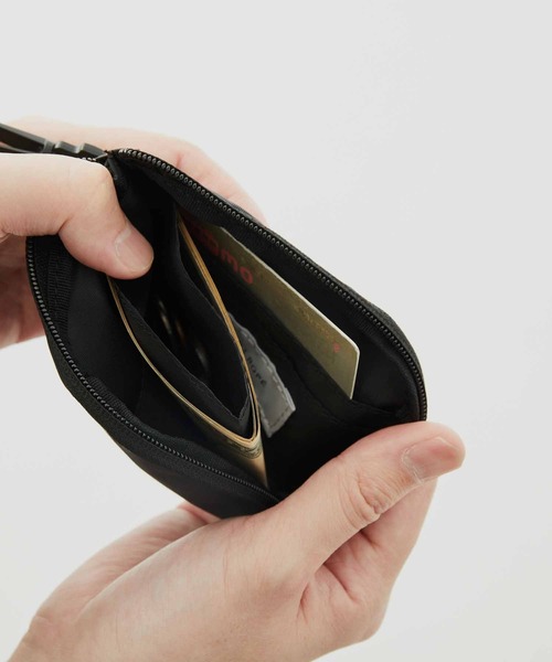 ADAM ET ROPE'(アダムエロペ)の「【TOOLIGHT】マルチベルトバッグ(ボディバッグ/ウエストポーチ・メンズ・カーキ/ダークブラウン/ブラック・FREE)」の11枚目の写真