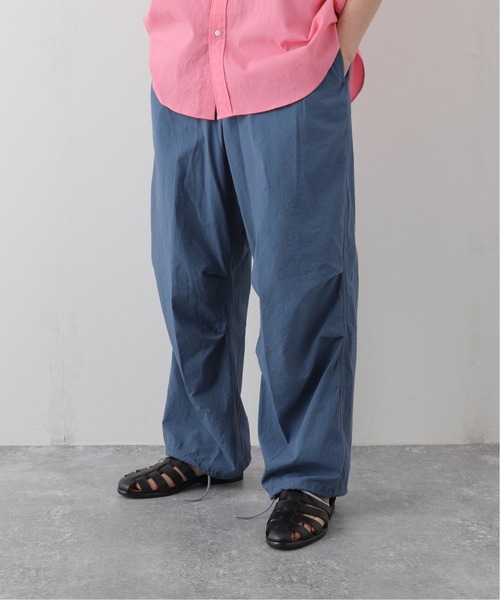 EDIFICE LA BOUCLE（エディフィスラブークル）の「【LA BOUCLE / ラブークル】HUGEASY ナイロン/コットン スノーパンツ（その他パンツ・メンズ・ライトグレー/ブルー/グリーン・1/2）」の3枚目の写真