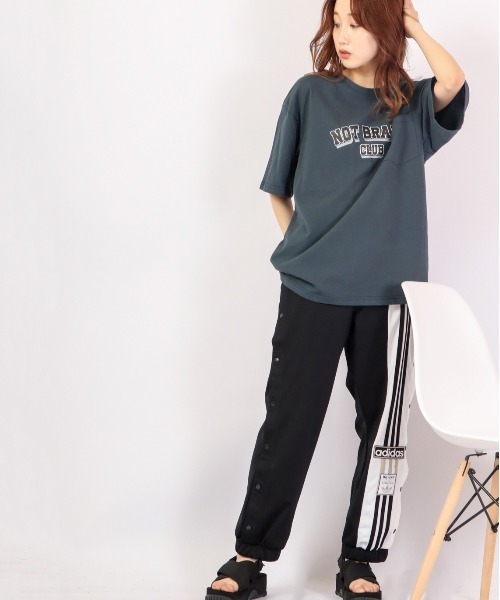 FUNALIVE(ファンアライブ)の「Sunsweet NOT BRANDロゴ半袖Tシャツ(Tシャツ/カットソー・メンズ・ネイビー/ベージュ・M/L)」の20枚目の写真