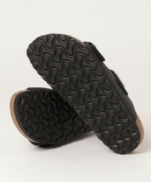 BIRKENSTOCK(ビルケンシュトック)の「BIRKENSTOCK/Arizona Big Buckle サンダル Narrow(サンダル・レディース・ブラック・38/37/36)」の2枚目の写真