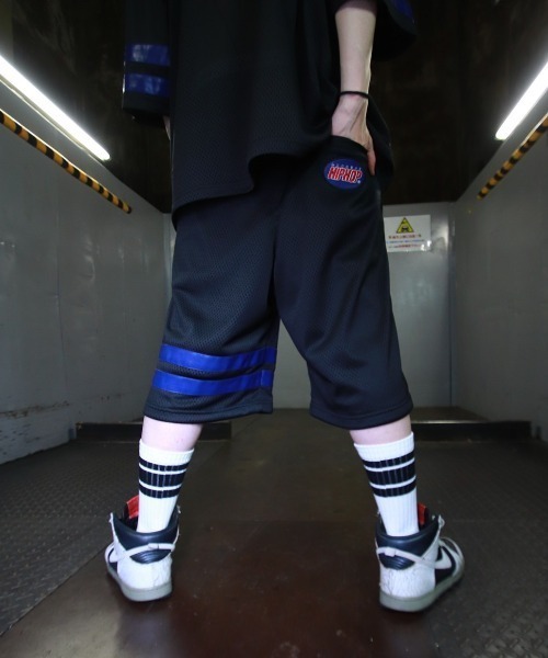 XU（エックスユー）の「【XU×BLANKY JET/ブランキージェット】good bye hiphop MESH SHORTS/メッシュショーツ ハーフパンツ セットアップ 90年代 00年代 オーバーサイズ ホッケーセットアップ（その他パンツ・メンズ・ホワイト/ブラック・L/XL）」の20枚目の写真