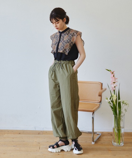 idem（イデム）の「paisley collar blouse/ペイズリーノースリブラウス（シャツ/ブラウス・レディース・ブラック/ブルー・FREE）」の22枚目の写真