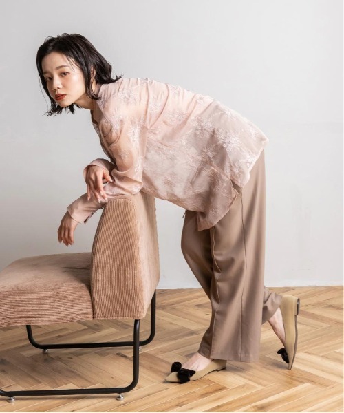 RANDA(ランダ)の「2WAY ベロアリボンフラットパンプス(パンプス・レディース・レオパード/チェック/ベージュ/ブラック・25/24.5/23/23.5/24/22.5/22)」の18枚目の写真