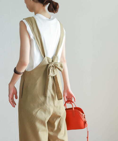 URBAN RESEARCH DOORS(アーバンリサーチドアーズ)の「バックリボンオールインワン(サロペット/オーバーオール・レディース・ブラック/ベージュ・MEDIUM)」の10枚目の写真