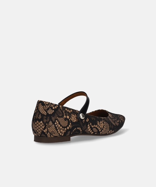 MAMIAN(マミアン)の「ポインテッドトゥ メリージェーンシューズ(パンプス・レディース・ブラック/ダークブラウン/グレイッシュベージュ/ブラック系その他/ブラック系その他2/ブラック系その他3/ダークパープル・22.5cm/23.0cm/23.5cm/24.0cm/24.5cm/25.0cm)」の11枚目の写真